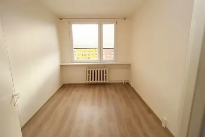 Pronájem bytu 2+kk, Praha, Novodvorská, 40 m2