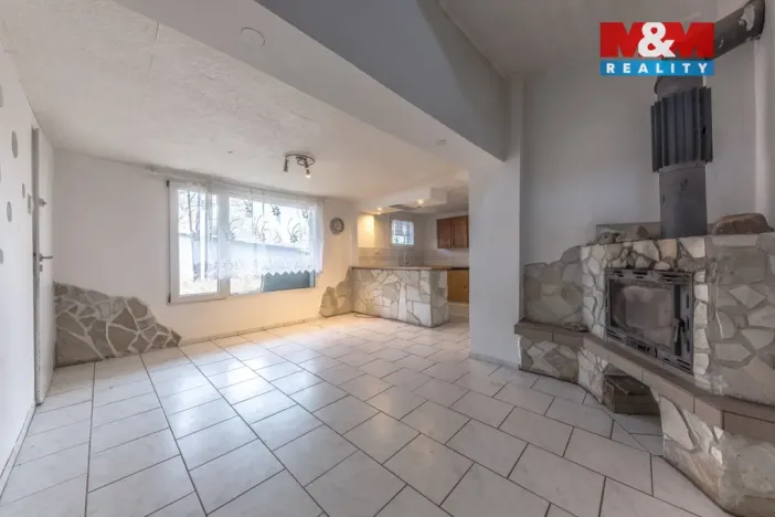 Prodej rodinného domu, Neratovice - Mlékojedy, Hlavní, 144 m2