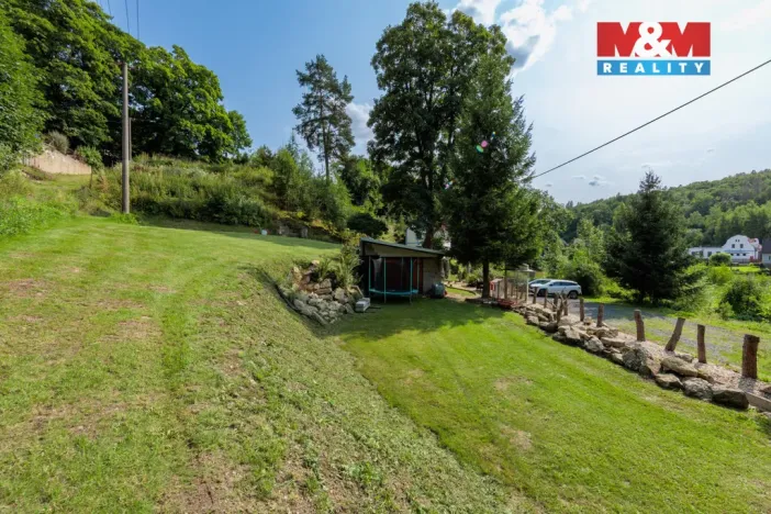 Prodej rodinného domu, Libá, 228 m2