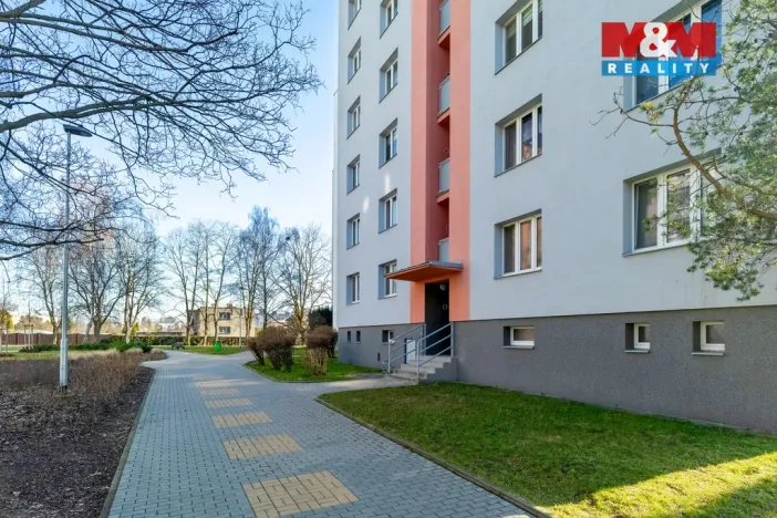 Prodej bytu 3+1, Pardubice - Bílé Předměstí, Na Drážce, 70 m2