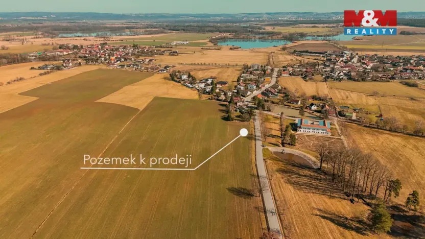 Prodej pole, Dubné - Křenovice, 2381 m2