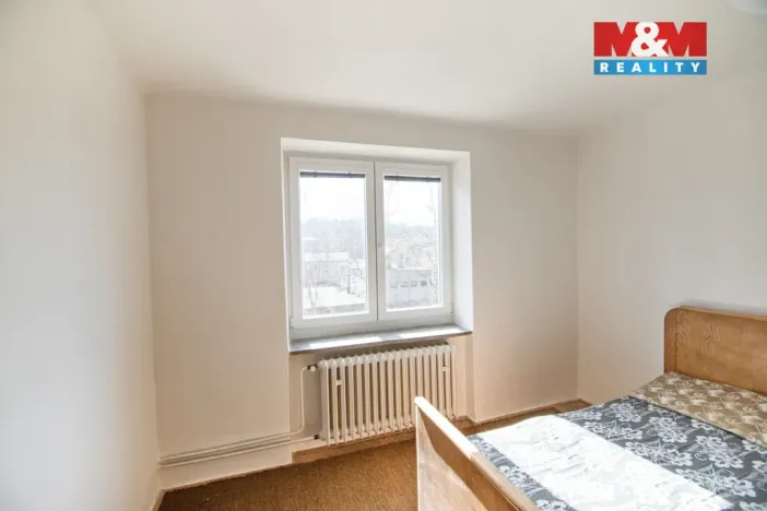Pronájem bytu 3+1, Rožnov pod Radhoštěm, Náměstí Míru, 70 m2