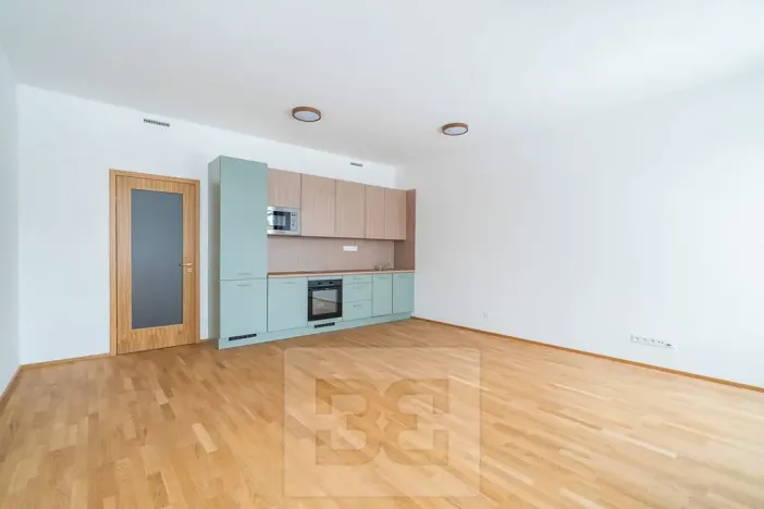 Prodej bytu 1+kk, Praha - Smíchov, Toyen, 42 m2
