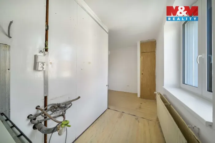 Prodej bytu 3+1, Domažlice, Ladova, 76 m2