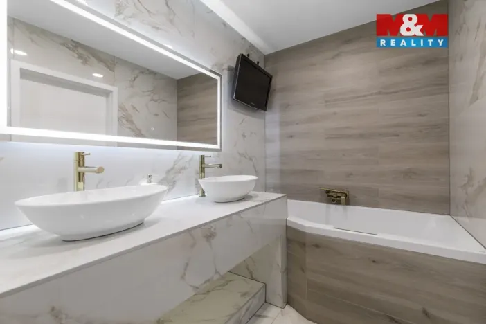 Prodej bytu 2+1, Ostrava - Výškovice, Břustkova, 62 m2