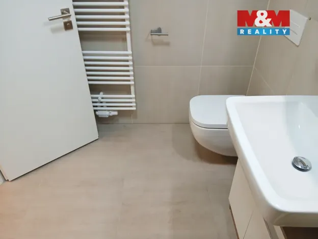 Pronájem bytu 1+kk, Opava - Předměstí, Císařského pluku, 37 m2