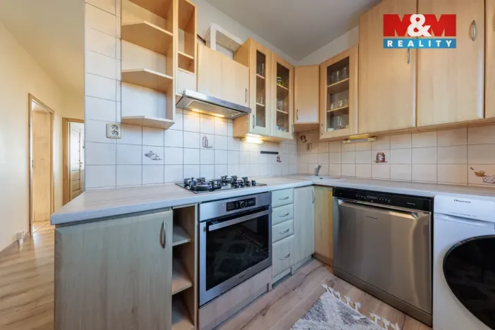 Prodej bytu 3+1, Sokolov, Rokycanova, 71 m2