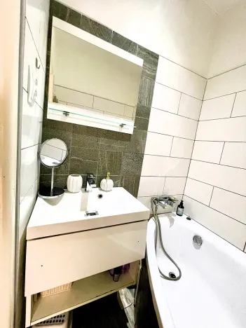 Prodej bytu 3+1, Pernarec, 58 m2