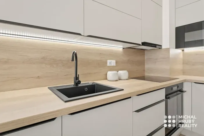 Prodej bytu 2+kk, Ostrava, Výstavní, 40 m2