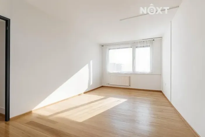 Prodej bytu 2+kk, Praha - Prosek, Prosecká, 41 m2