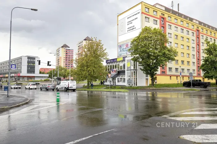 Pronájem komerční nemovitosti, Most, Františka Halase, 90 m2