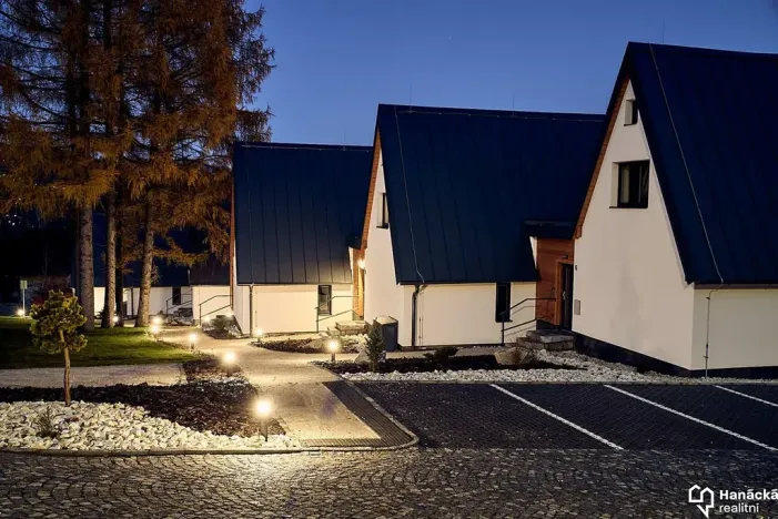 Prodej chaty, Lipová-lázně, 976 m2