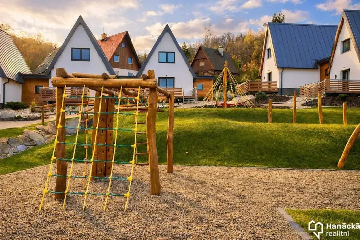 Prodej chaty, Lipová-lázně, 976 m2