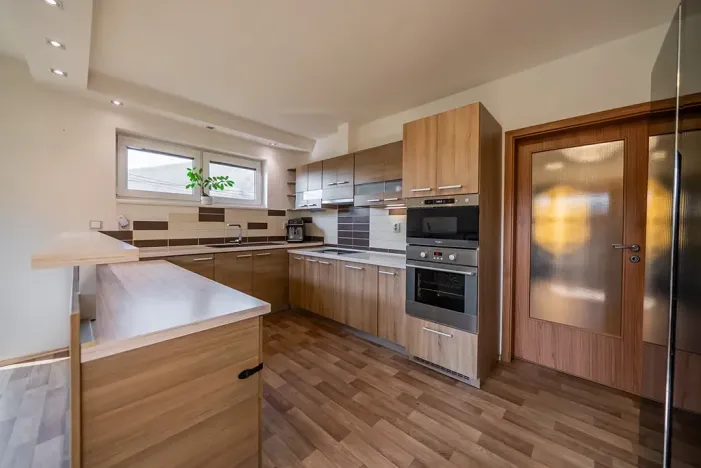 Prodej rodinného domu, Šerkovice, 180 m2