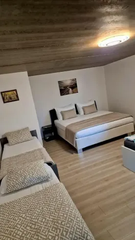 Prodej rodinného domu, Zajíčkov, 185 m2