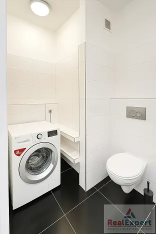 Pronájem bytu 2+kk, Praha - Záběhlice, Choceradská, 57 m2