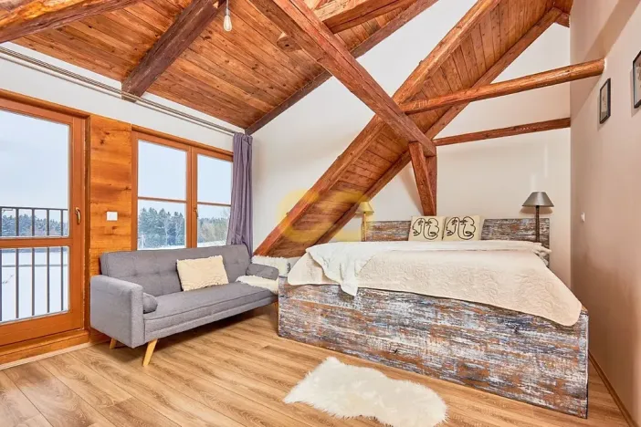 Prodej apartmánu, Černá v Pošumaví, 202 m2