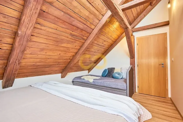 Prodej apartmánu, Černá v Pošumaví, 202 m2