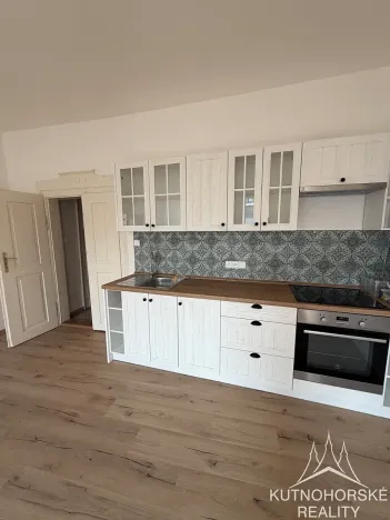 Pronájem bytu 2+kk, Kutná Hora, Husova, 46 m2