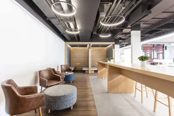 Pronájem kanceláře, Praha - Holešovice, Dělnická, 840 m2