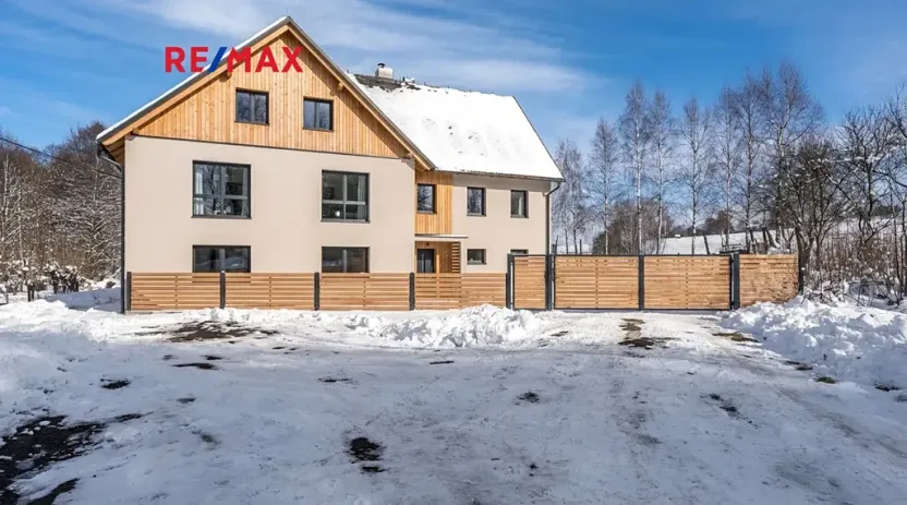 Prodej rodinného domu, Rybniště, 215 m2