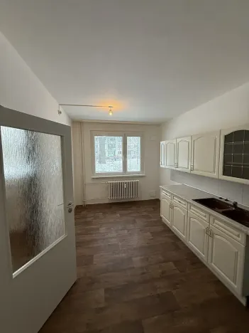 Pronájem bytu 4+1, Liberec, Dobiášova, 97 m2