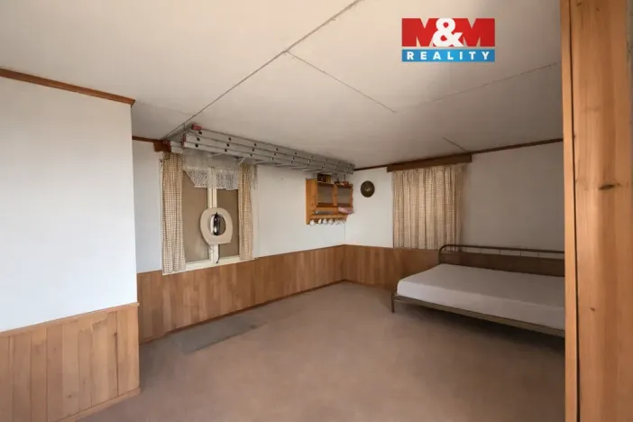 Prodej zahrady, Holice, 388 m2