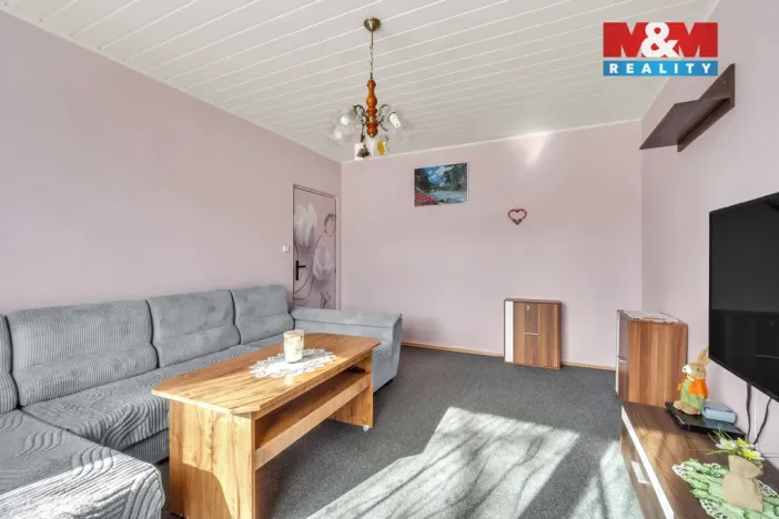 Prodej bytu 3+1, Prachovice, Bučina, 64 m2