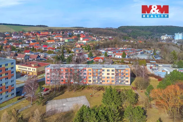 Prodej bytu 3+1, Prachovice, Bučina, 64 m2