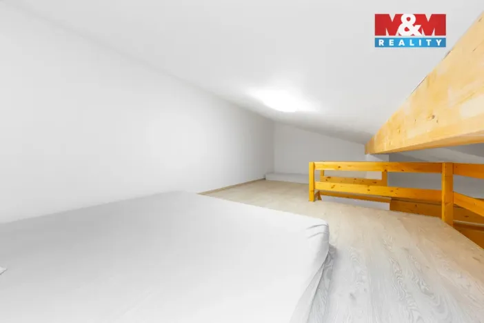 Prodej bytu 1+kk, Mikulov, Koněvova, 23 m2