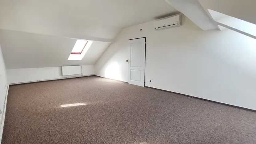 Pronájem kanceláře, Ostrava, Daliborova, 160 m2