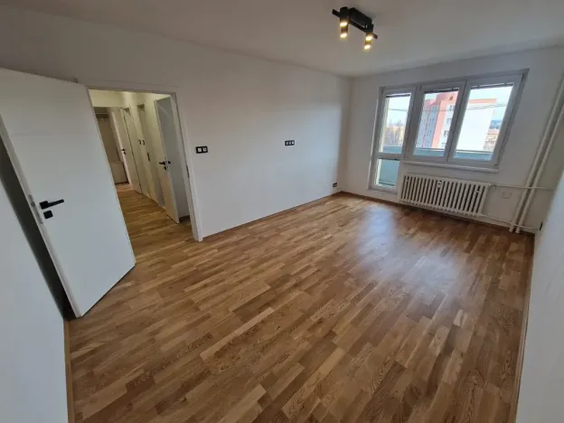 Pronájem bytu 2+1, Kopřivnice, Obránců míru, 52 m2