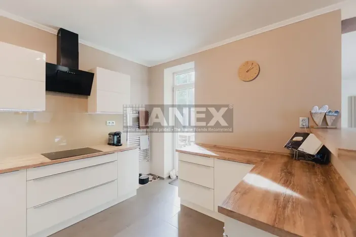 Prodej rodinného domu, Statenice, Úvozová, 192 m2