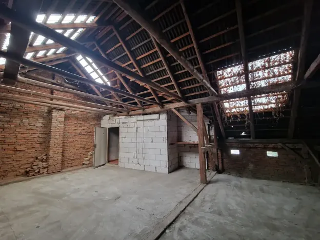 Prodej rodinného domu, Svojšín, 230 m2