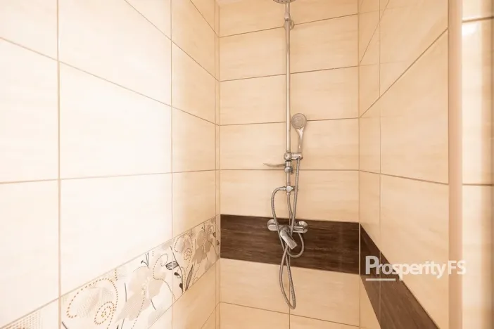 Prodej bytu 2+1, Ústí nad Labem - Severní Terasa, Višňová, 61 m2