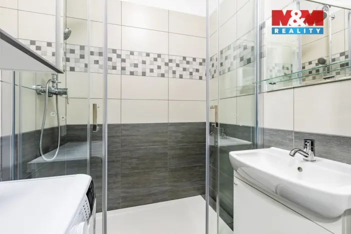 Pronájem bytu 2+1, Praha - Malešice, Počernická, 51 m2