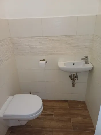 Pronájem bytu 2+kk, Karlovy Vary, Petřín, 55 m2