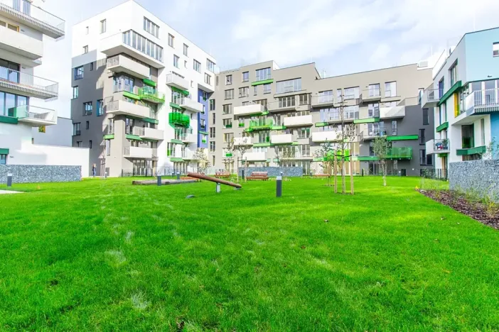 Pronájem bytu 2+kk, Praha - Vršovice, Archangelská, 54 m2