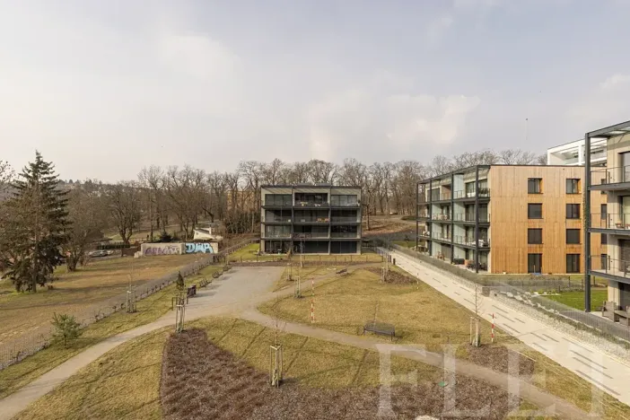 Pronájem bytu 2+kk, Praha - Smíchov, Luciana Blagy, 55 m2