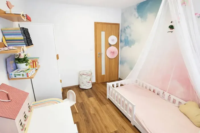 Pronájem bytu 3+kk, Praha - Karlín, Molákova, 72 m2