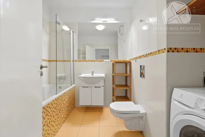 Prodej bytu 2+kk, Praha - Malešice, Prorektorská, 50 m2