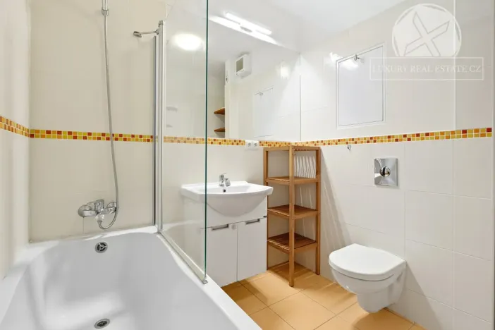 Prodej bytu 2+kk, Praha - Malešice, Prorektorská, 50 m2