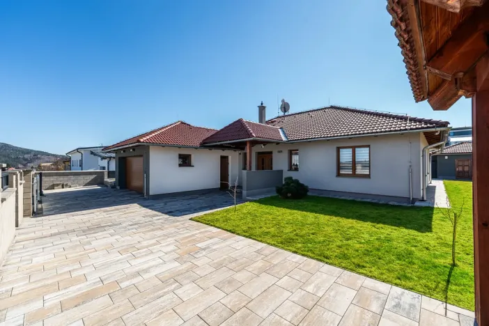 Prodej rodinného domu, Kaplice, Polní, 240 m2