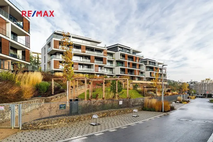 Prodej bytu 2+kk, Praha - Smíchov, Podbělohorská, 61 m2