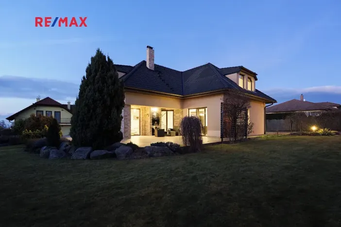 Prodej rodinného domu, Říčany, Tulipánová, 260 m2