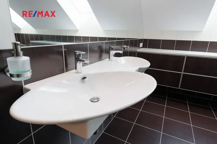 Prodej rodinného domu, Říčany, Tulipánová, 260 m2