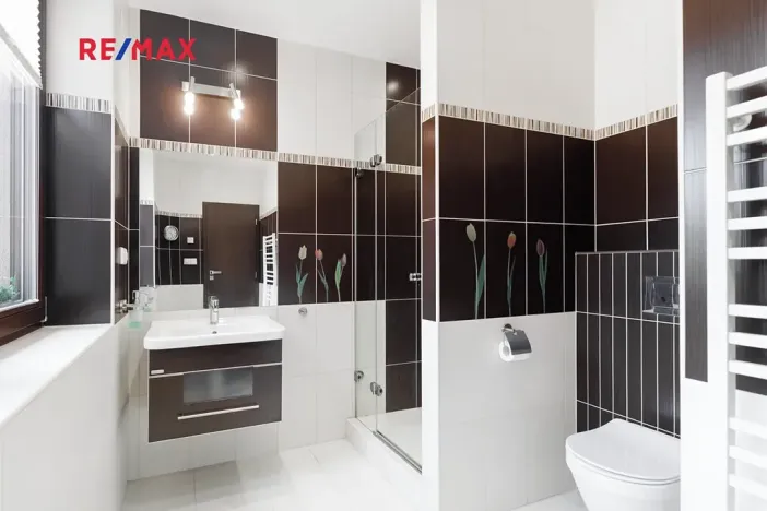 Prodej rodinného domu, Říčany, Tulipánová, 260 m2