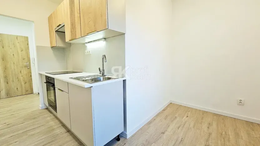 Pronájem bytu 1+1, Ostrava, Proskovická, 40 m2