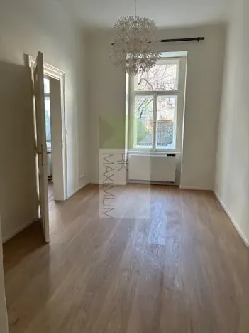 Pronájem kanceláře, Praha - Žižkov, Ondříčkova, 43 m2