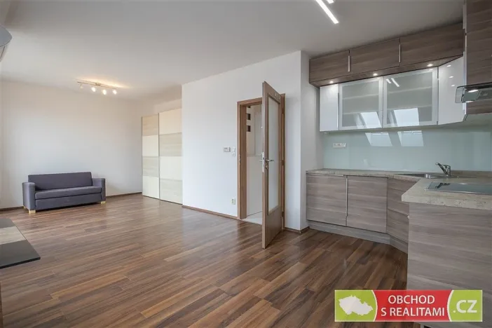 Pronájem bytu 2+kk, Přezletice, Pod Zahrady, 66 m2